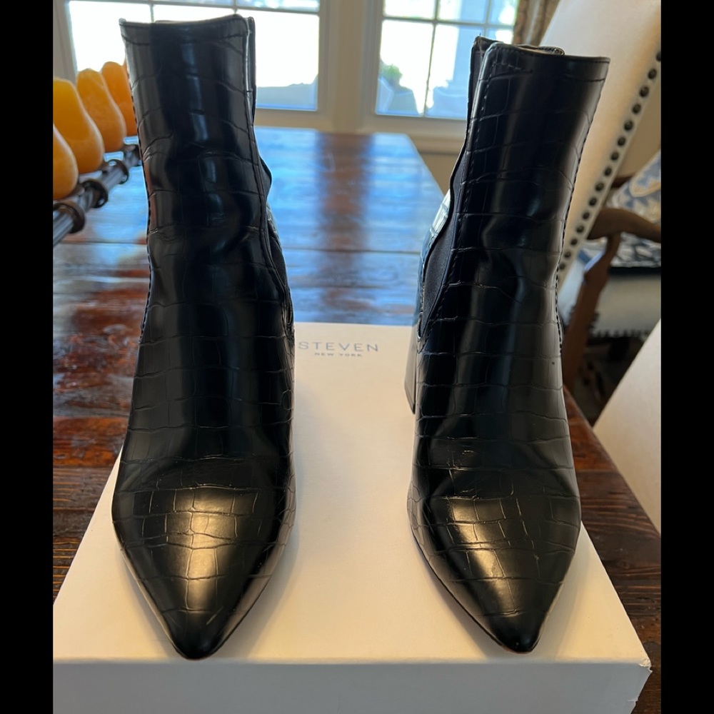 Steven boots black croc. Size 8.